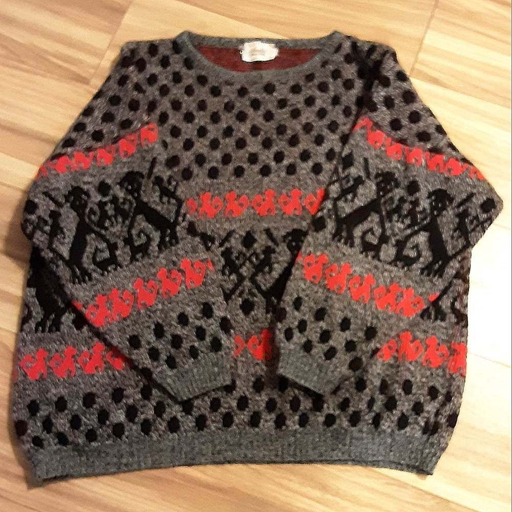 Amita Vintage Cottage Core Sweater Made in Italy Size Large.